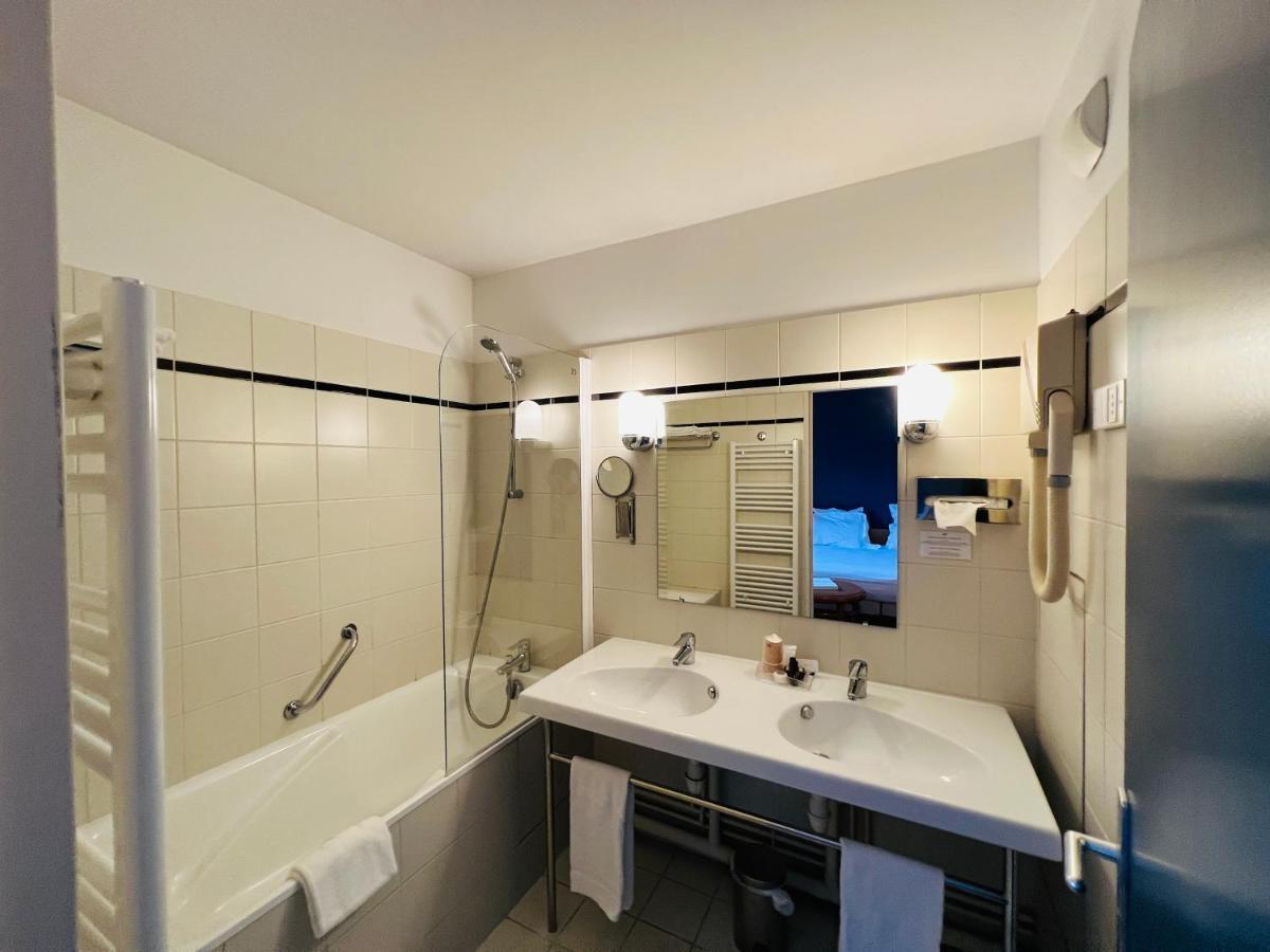 Le Pre Saint Germain Hotel Louviers Exterior foto