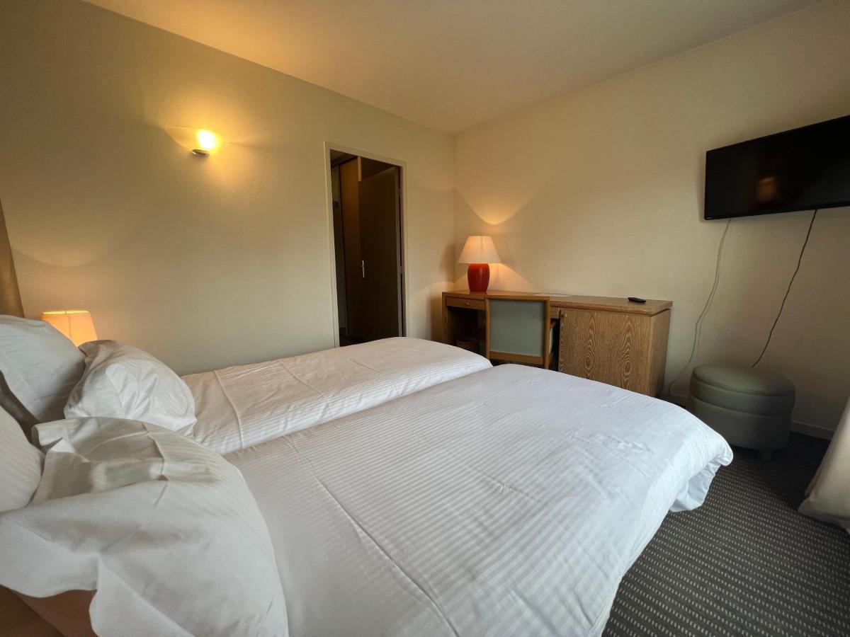 Le Pre Saint Germain Hotel Louviers Exterior foto