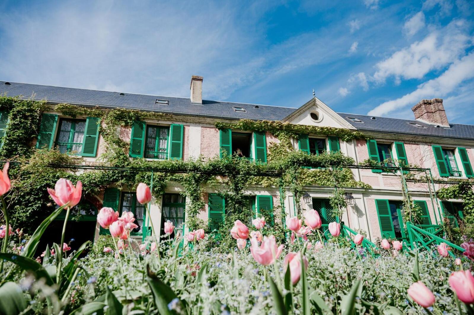 Le Pre Saint Germain Hotel Louviers Exterior foto