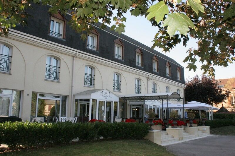 Le Pre Saint Germain Hotel Louviers Exterior foto